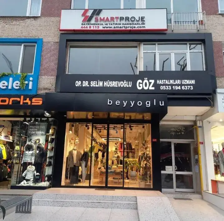 Çok katlı cephe tabelaları