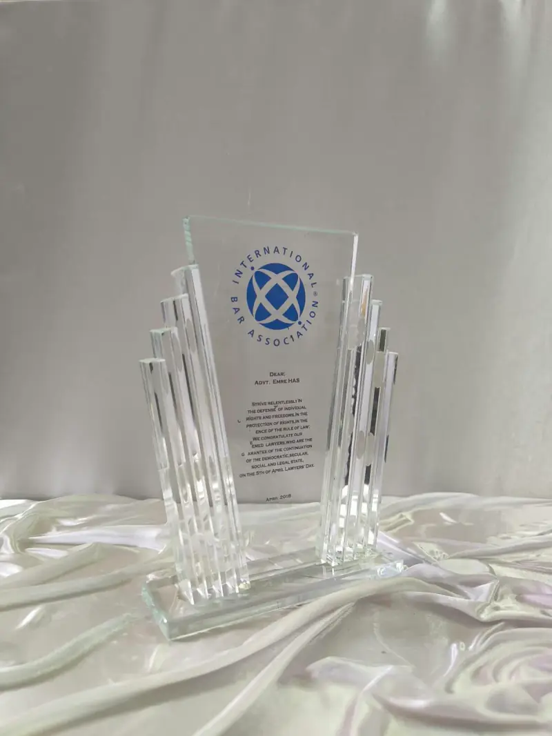 Kristal plaket